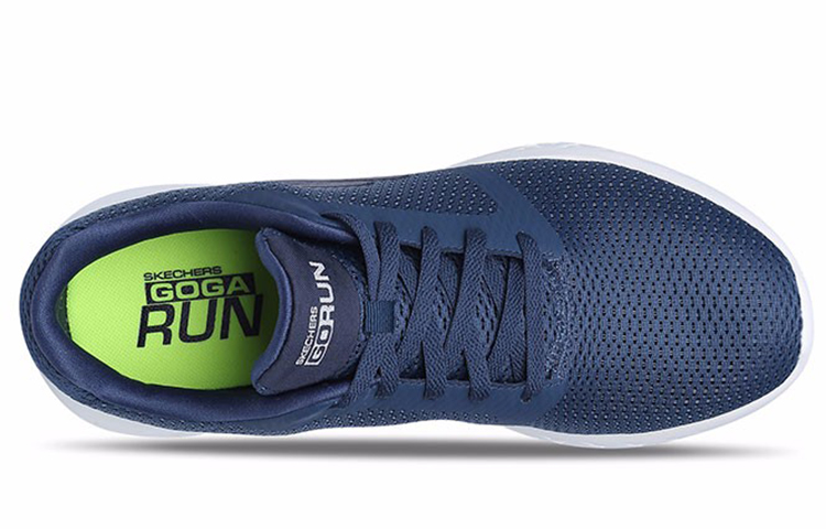 Shop Skechers Go Run 600 輕質舒適跑步鞋 海軍藍