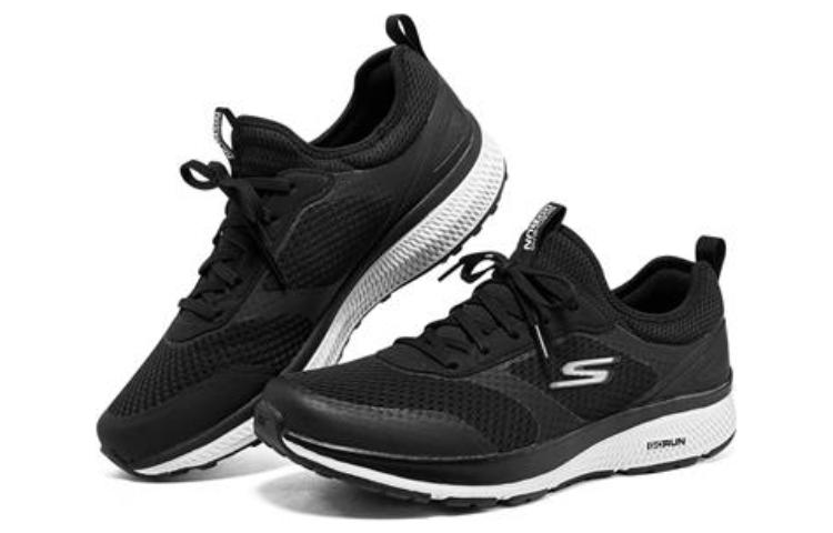 Lookbook Skechers GO RUN Konsisten 'Hitam Putih' 220102-BKW