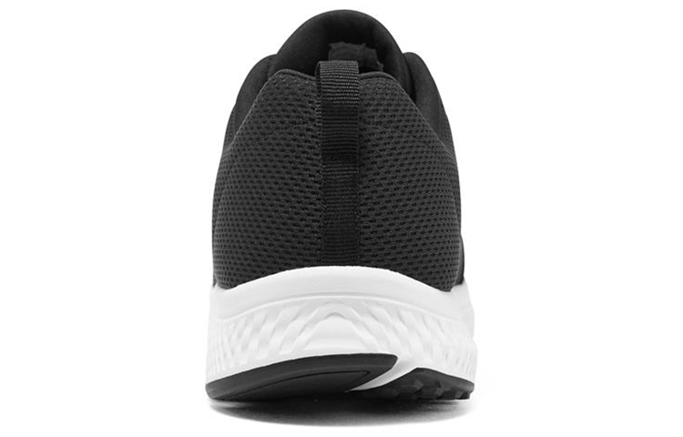 Shop Skechers GO RUN 一致款 '黑白' 894110-BKW