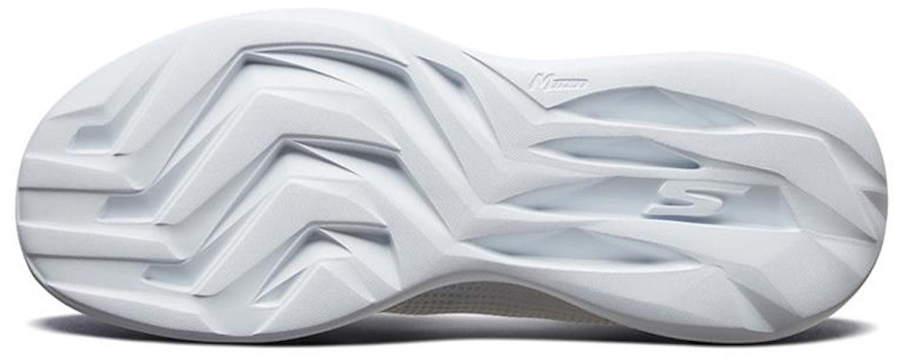 스케쳐스 고런 패스트 화이트블랙 (Skechers Gorun Fast 화이트블랙) 55103-WHT Purchase 스케쳐스 고런 패스트 화이트블랙 (Skechers Gorun Fast 화이트블랙) 55103-WHT