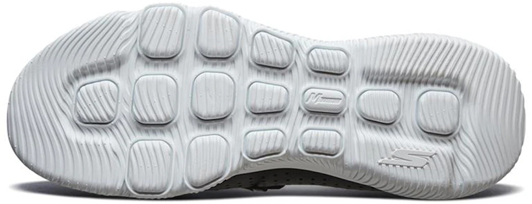 Skechers Go Run Focus 'Black White' 661015-BKW Shop Skechers Go Run Focus 'Black White' 661015-BKW