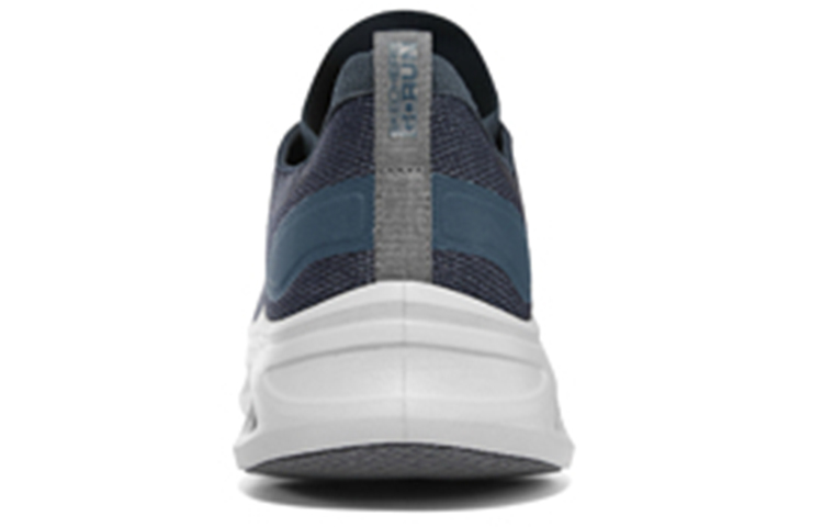 Shop Skechers 輕便舒適跑鞋 海軍藍色