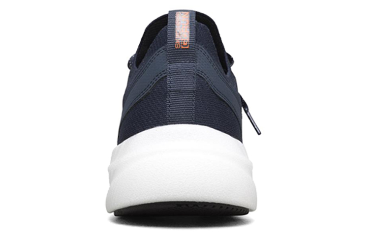 Shop Skechers Go Run Hyper Burst 低筒 跑步鞋 男款 海軍藍