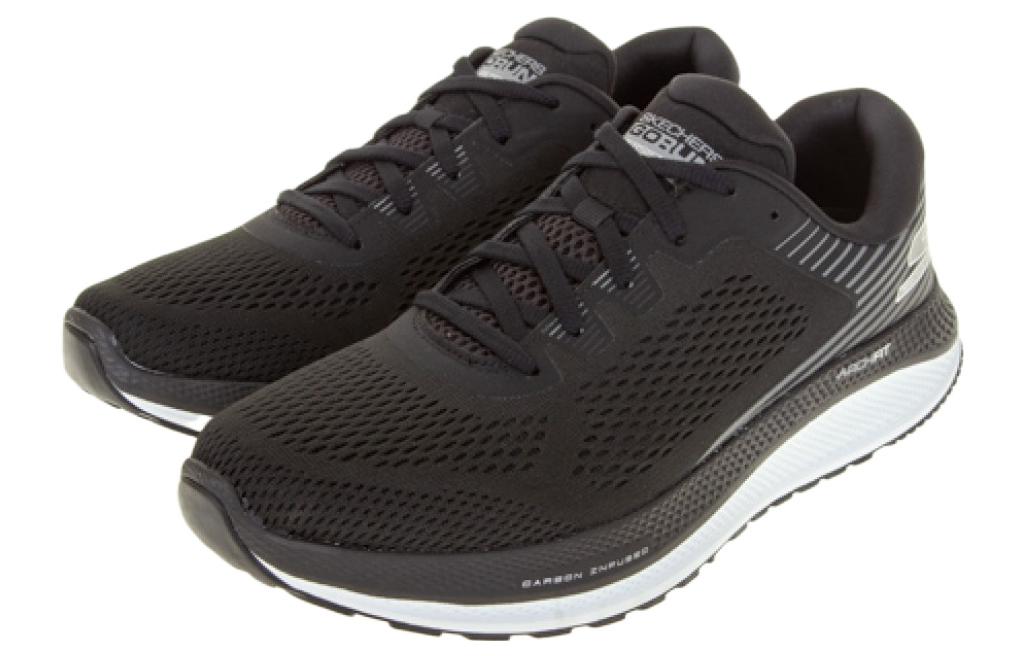 Lookbook 斯凯奇 GO RUN Persistence 跑鞋 246053-BKW