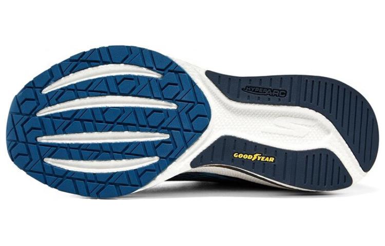 Shop Skechers Go Run Razor 4 防滑耐磨 低筒 跑步鞋 男款 白藍