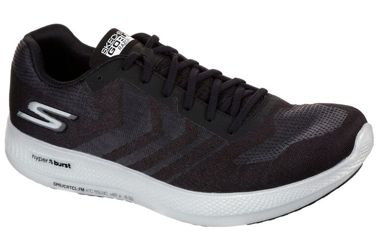 Lookbook Skechers GO RUN Razor ''Noir Baskets Basses Running'' 220211-BKW