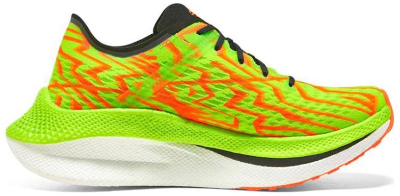 Skechers Go Run Speed Beast 防滑耐磨 低筒 跑步鞋 男款 紅綠 Order Skechers Go Run Speed Beast 防滑耐磨 低筒 跑步鞋 男款 紅綠