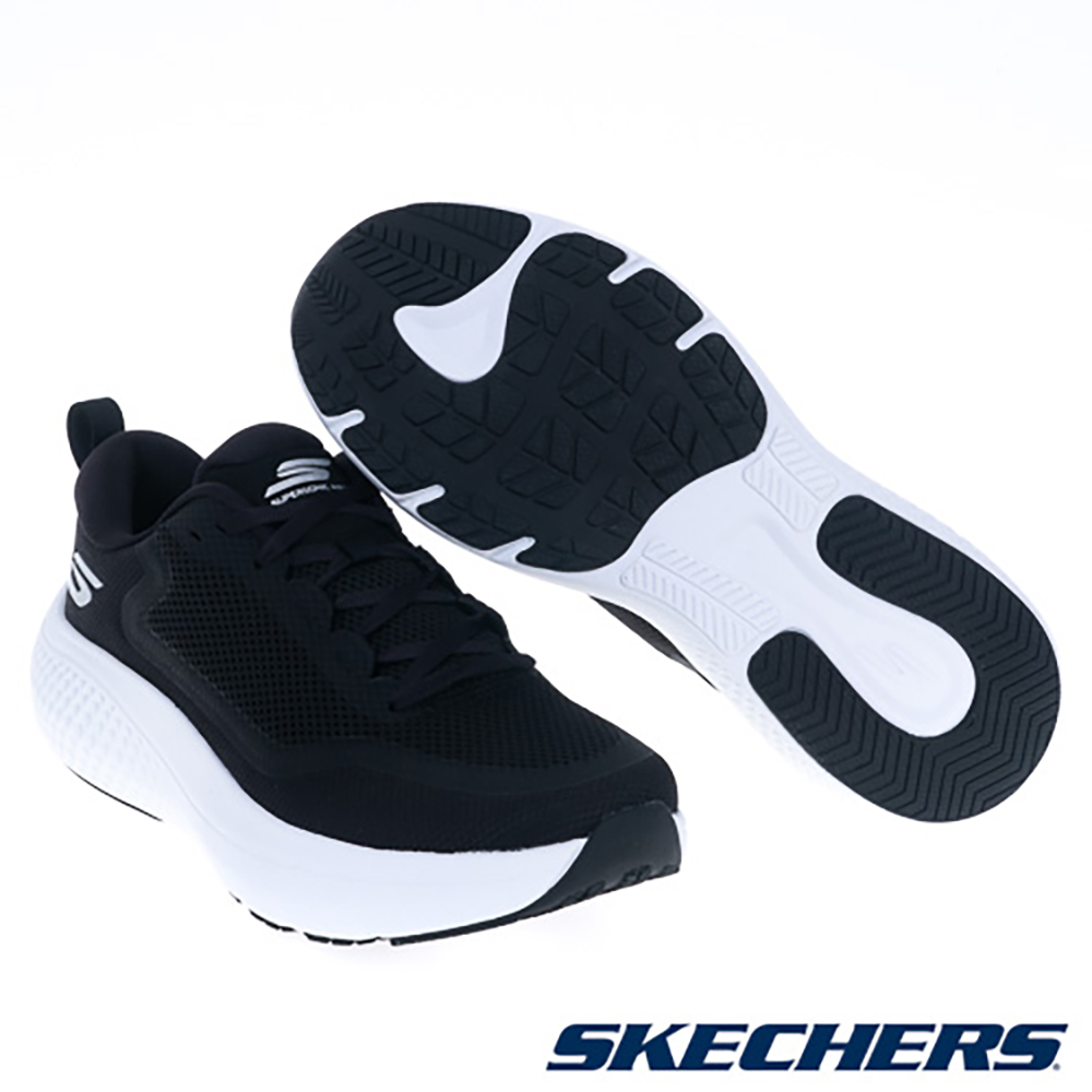 Shop SKECHERS GO RUN Supersonic Max Zapatillas de Running Negras 246086BKW