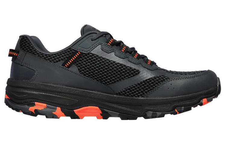 Order Skechers Go Run Trail Altitude 越野跑步鞋 黑橘色轉換為台灣市場的產品名稱變為：

Skechers Go跑 山徑高度 野外奔跑鞋 黑橙色