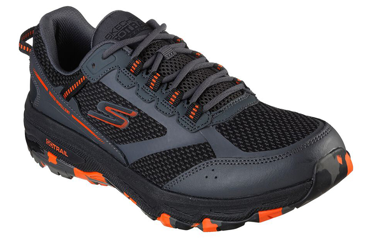 Lookbook Skechers Go Run Trail Altitude 越野跑步鞋 黑橘色轉換為台灣市場的產品名稱變為：

Skechers Go跑 山徑高度 野外奔跑鞋 黑橙色