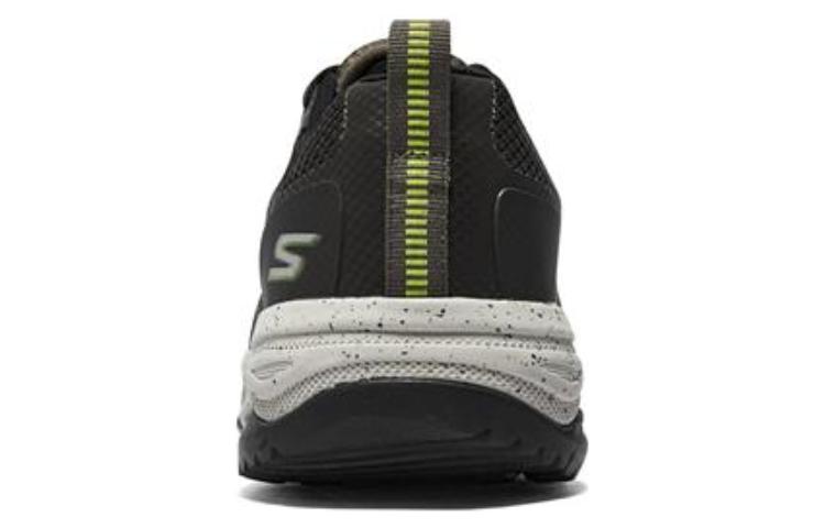 Shop Skechers GO RUN Trail Altitude 減震防滑耐磨 低幫 越野跑步鞋 橄欖綠