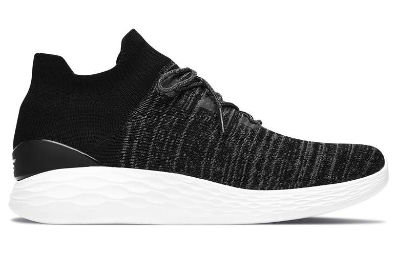 Order Skechers Go Strike 'Blanco y Negro' 54212-BKW