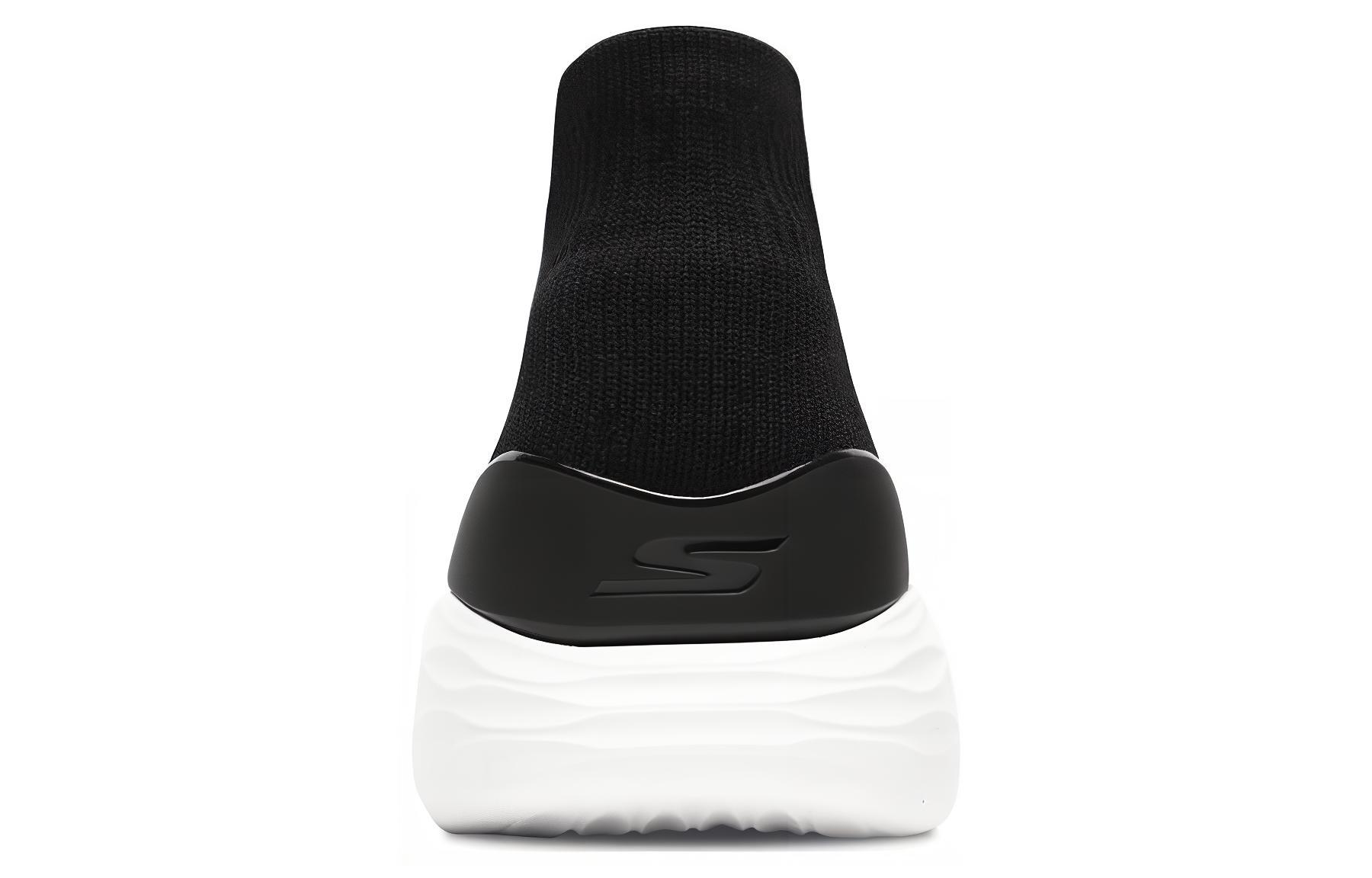 Lookbook Skechers Go Strike 'Blanco y Negro' 54212-BKW