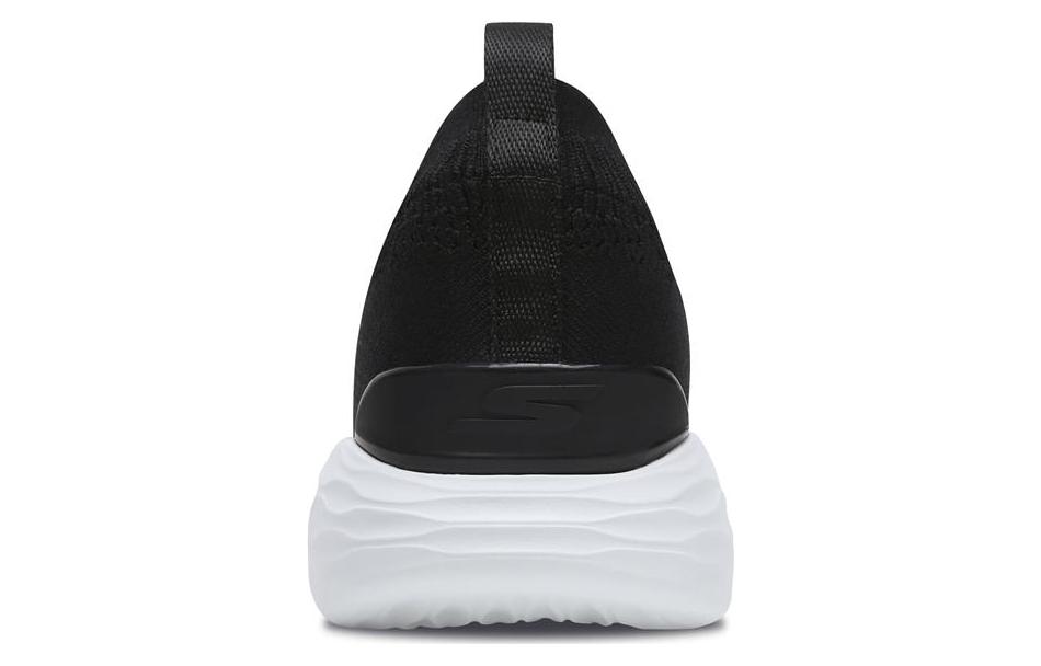 Lookbook Skechers Go Strike 'Negro Blanco' 54210-BKW