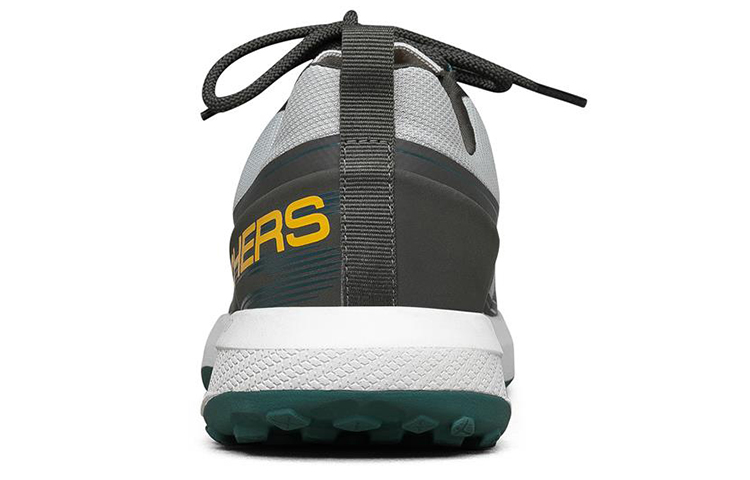 Shop Skechers Go Trail Jackrabbit Low-Top Grau 220017-GYGR