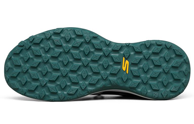 Purchase Skechers Go Trail Jackrabbit Low-Top Grau 220017-GYGR