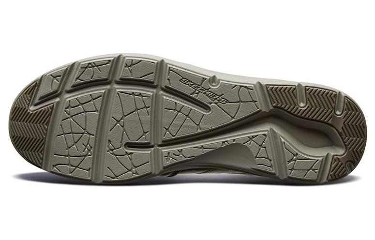 Shop Skechers Go Walk 3 'Montego 浅棕色' 休闲鞋 65275-LUG