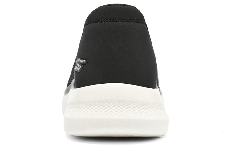 Shop Skechers Go Walk 6 ''Zwart'' 216271-BLK