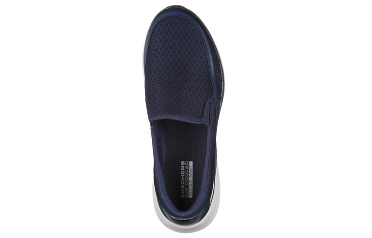 Shop Skechers Go Walk 6 Orva Zapatos cómodos para caminar 216200-NVY