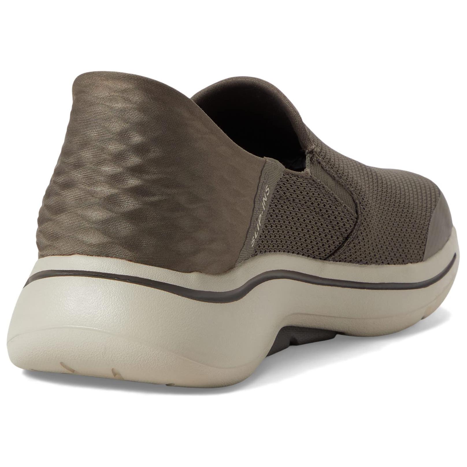 Lookbook Skechers Go Walk Arch Fit 減震 低筒 生活休閒鞋 男款 棕色