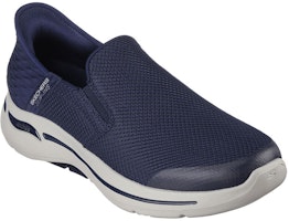 Skechers GO WALK Arch Fit 閃著鞋 一腳蹬運動休閒鞋 藍白 Lookbook Skechers GO WALK Arch Fit 閃著鞋 一腳蹬運動休閒鞋 藍白