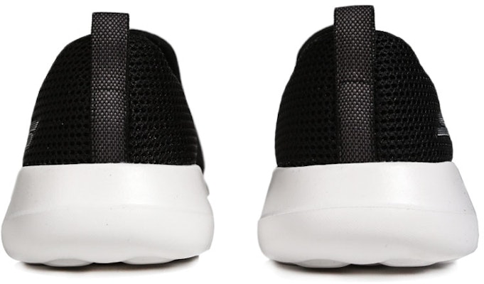 斯凯奇Go Walk黑色一脚蹬鞋 54638-BKW Lookbook 斯凯奇Go Walk黑色一脚蹬鞋 54638-BKW