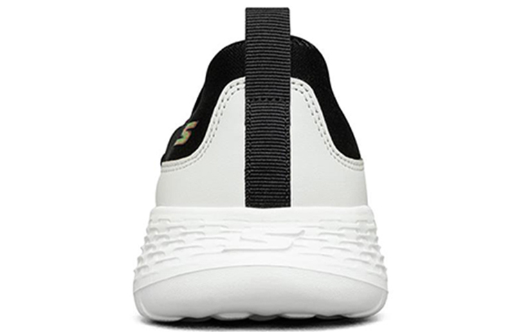 Shop Skechers Go Walk Cool Chaussures de Sport Noires. 661062-BKW