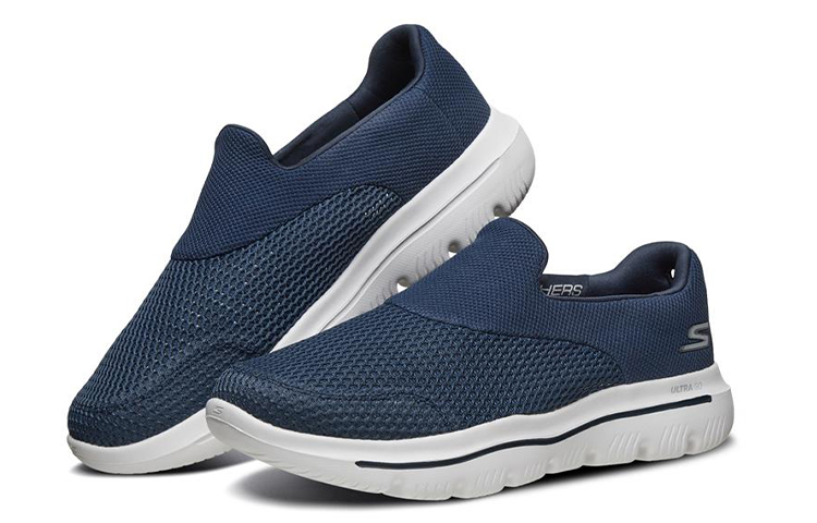 Lookbook Skechers Go Walk Evolution Ultra ''Donkerblauw'' 54753-NVY