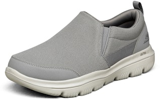 Skechers Go Walk Evolution Ultra 'Kelabu' 216029-GRY Lookbook Skechers Go Walk Evolution Ultra 'Kelabu' 216029-GRY