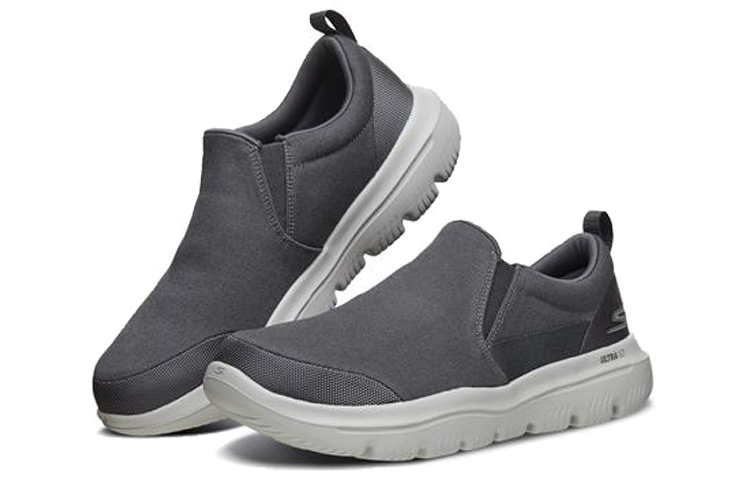 Lookbook Skechers Go Walk Evolution Ultra Sneakers Grijs 54736-CHAR