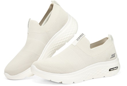 Skechers GO WALK Hyper Burst 輕便 低筒 跑步鞋 男款 乳白色 休閒 Shop Skechers GO WALK Hyper Burst 輕便 低筒 跑步鞋 男款 乳白色 休閒