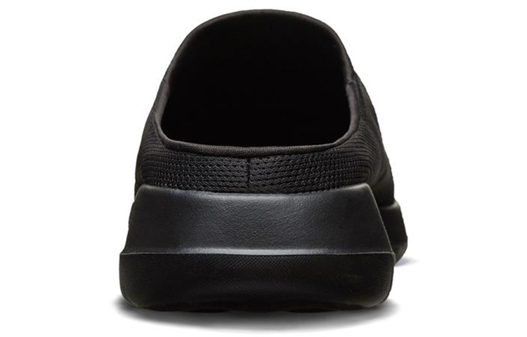Shop Skechers Go Walk Max 運動休閒鞋 黑色