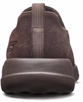 Shop Skechers Go Walk Max 低筒運動休閒鞋 巧克力色
