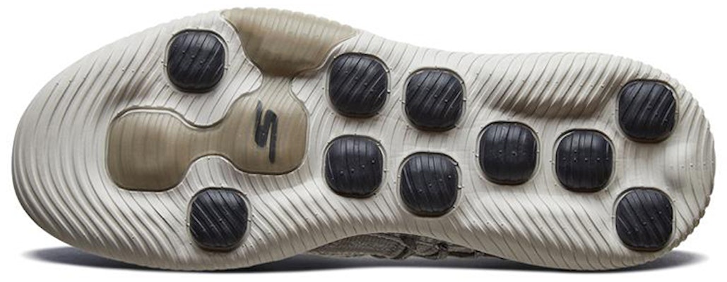 Skechers Go Walk Revolution Ultra 運動休閒鞋 灰色 Purchase Skechers Go Walk Revolution Ultra 運動休閒鞋 灰色