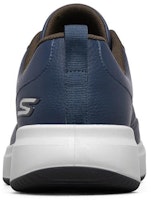 Shop Skechers Go Walk Steady 低幫 跑步鞋 男款 藍白
