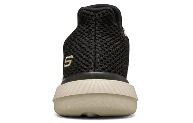 Shop Skechers 低筒 跑步鞋 男款 黑褐色