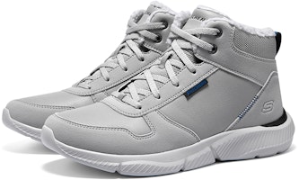 Skechers Ingram 運動舒適 耐磨保暖 高筒 生活休閒鞋 淺灰色 Shop Skechers Ingram 運動舒適 耐磨保暖 高筒 生活休閒鞋 淺灰色
