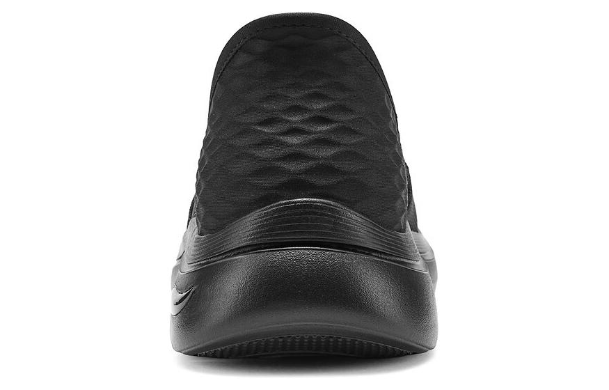 Shop Skechers Low-Top 'Black Comfort' 216600-BBK