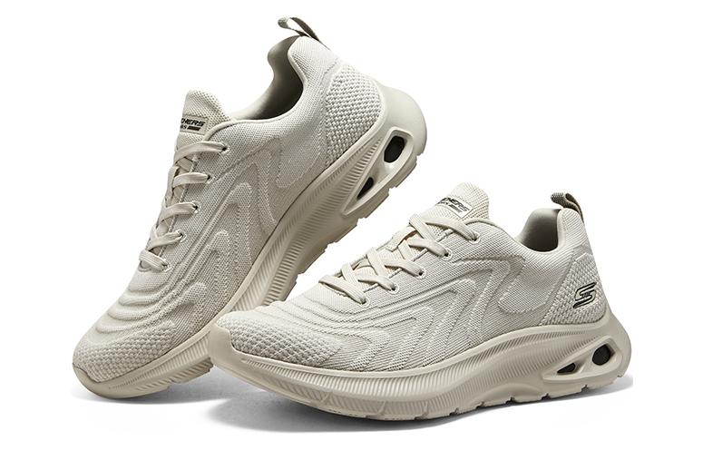 Shop Skechers 防滑 休閒鞋 低筒 男款 白色