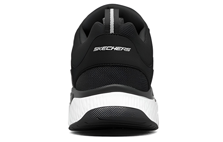 Shop Skechers 輕便透氣低筒運動跑步鞋 黑