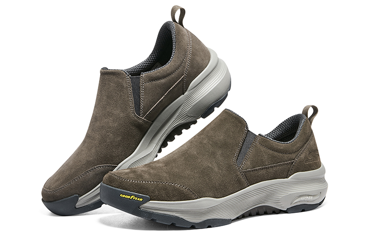 Shop Skechers Low-Top Running Shoes 'Green Comfort' 216462C-KHK