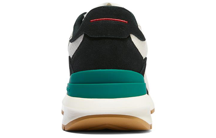 Shop Zapatillas Deportivas Skechers 'Beige Negro Verde' 894062-WBK