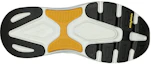 Shop Skechers Max 缓震支撑鞋 '酒红色' 220339-BURG