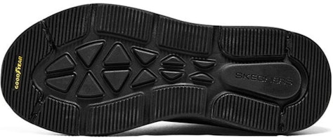 Skechers Max Cushioning DELTA 'Hitam' 220361-BBK Shop Skechers Max Cushioning DELTA 'Hitam' 220361-BBK