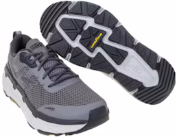 Shop Skechers Max Cushioning Premier Trail 減震防滑耐磨 低筒 跑步鞋 灰色