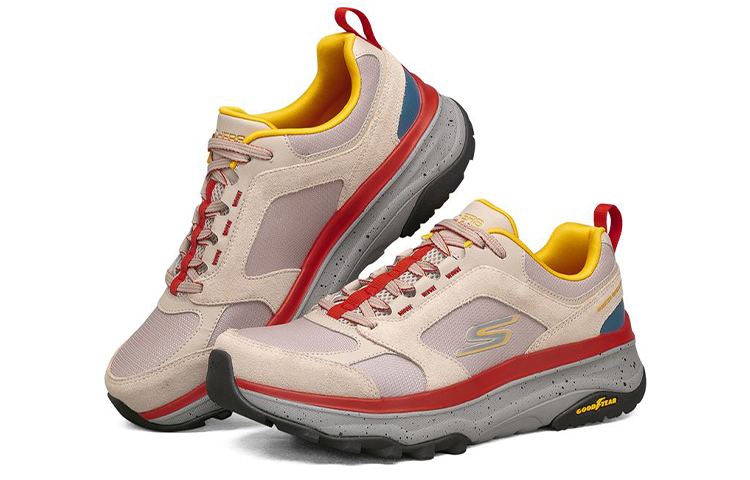 Lookbook Skechers Max Cushioning Trail Kasut Lari Trekking 220052-NTM