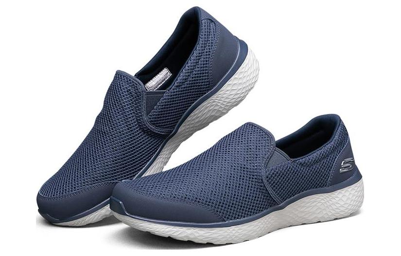 Lookbook Skechers Moden Keren 'Biru Low-Top' 8790099-NVY