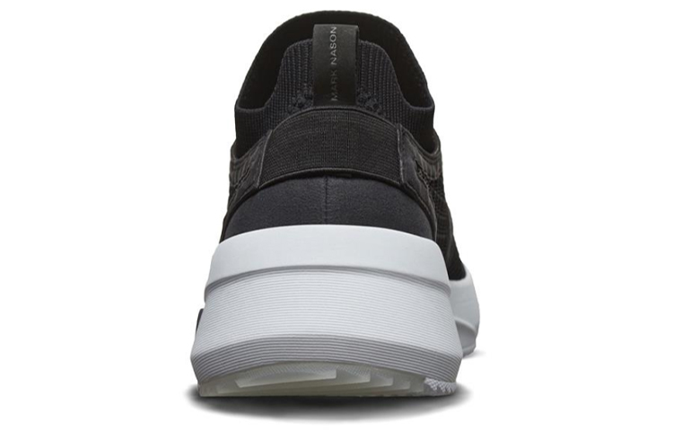 Shop Skechers Modern Jogger 2.0 Chaussures de Running Noir/Blanc 69710-BKW