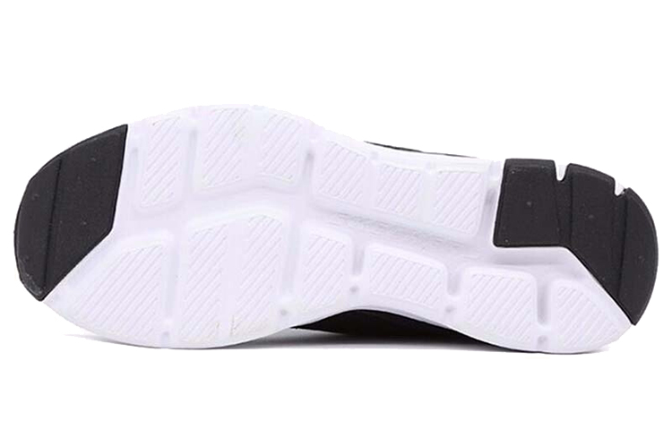 Purchase Skechers Nichlas-Shakori Scarpe Basse Nero/Bianco 52848-BKW