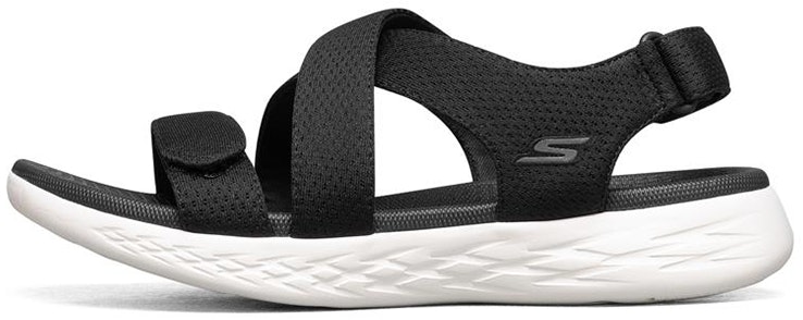 skechers-on-the-go-600-black-white-comfort-lightweight-sport-sandal-140027-bkw
